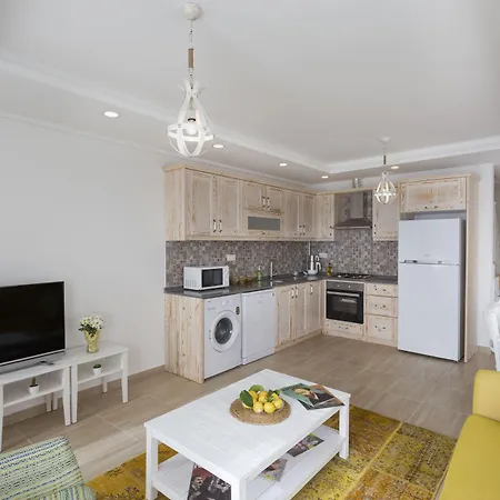 شقة فندقية Kybele 2*